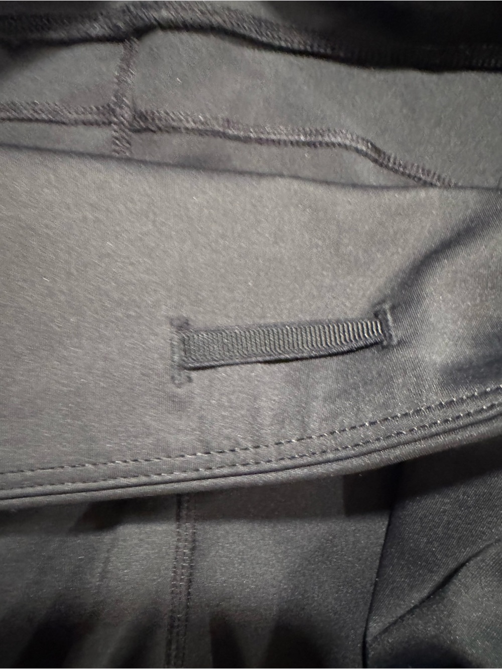 Brooks Black Women’s Bike Shorts with Side Pockets - Picture 5 of 11